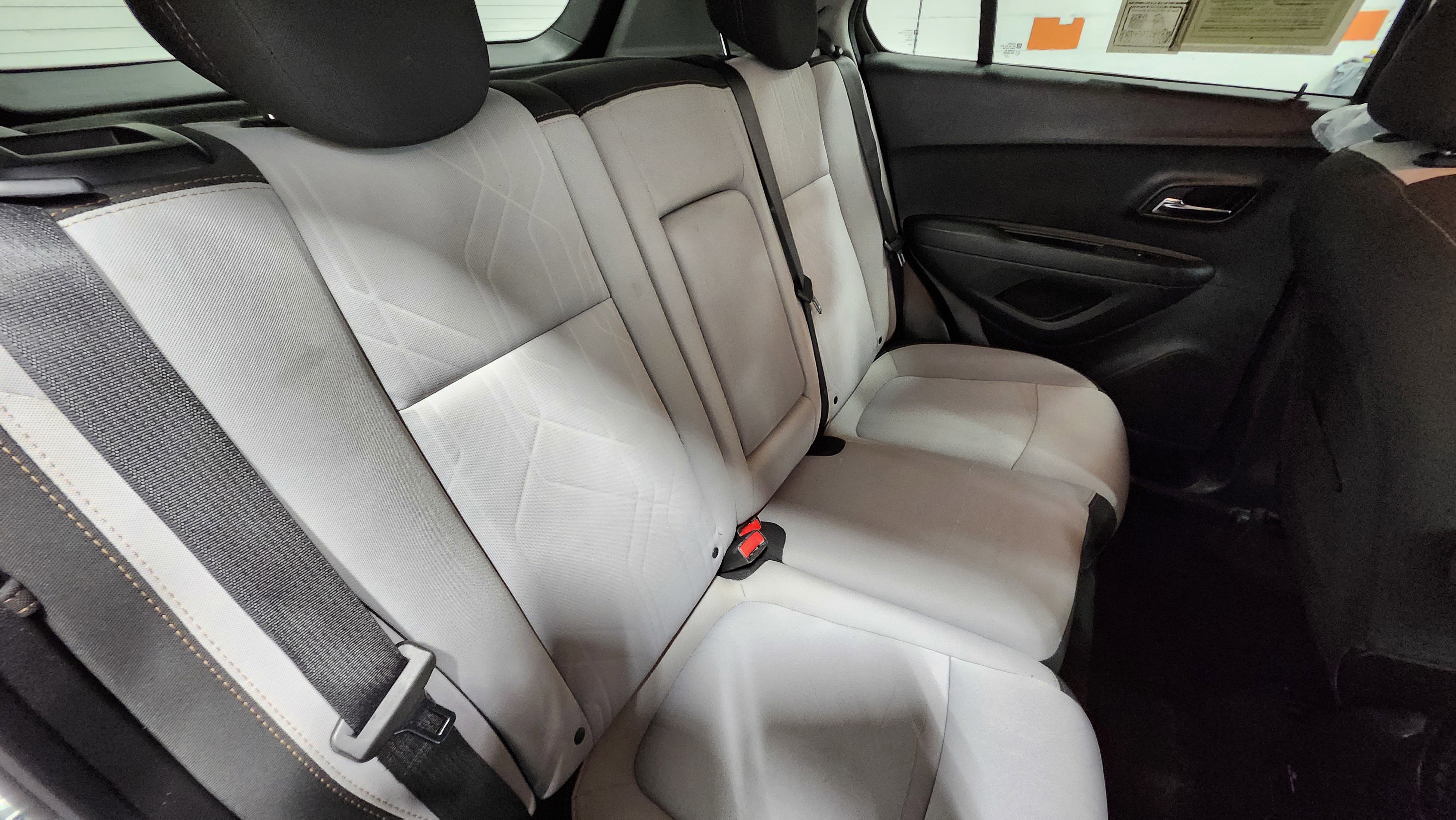 Used 2020 Chevrolet Trax LT image 18