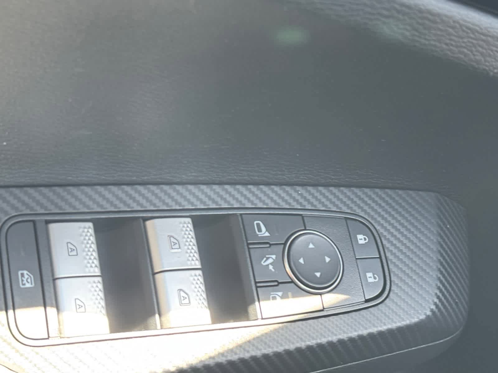 Used 2022 Mitsubishi Outlander SEL AWD/4WD image 14