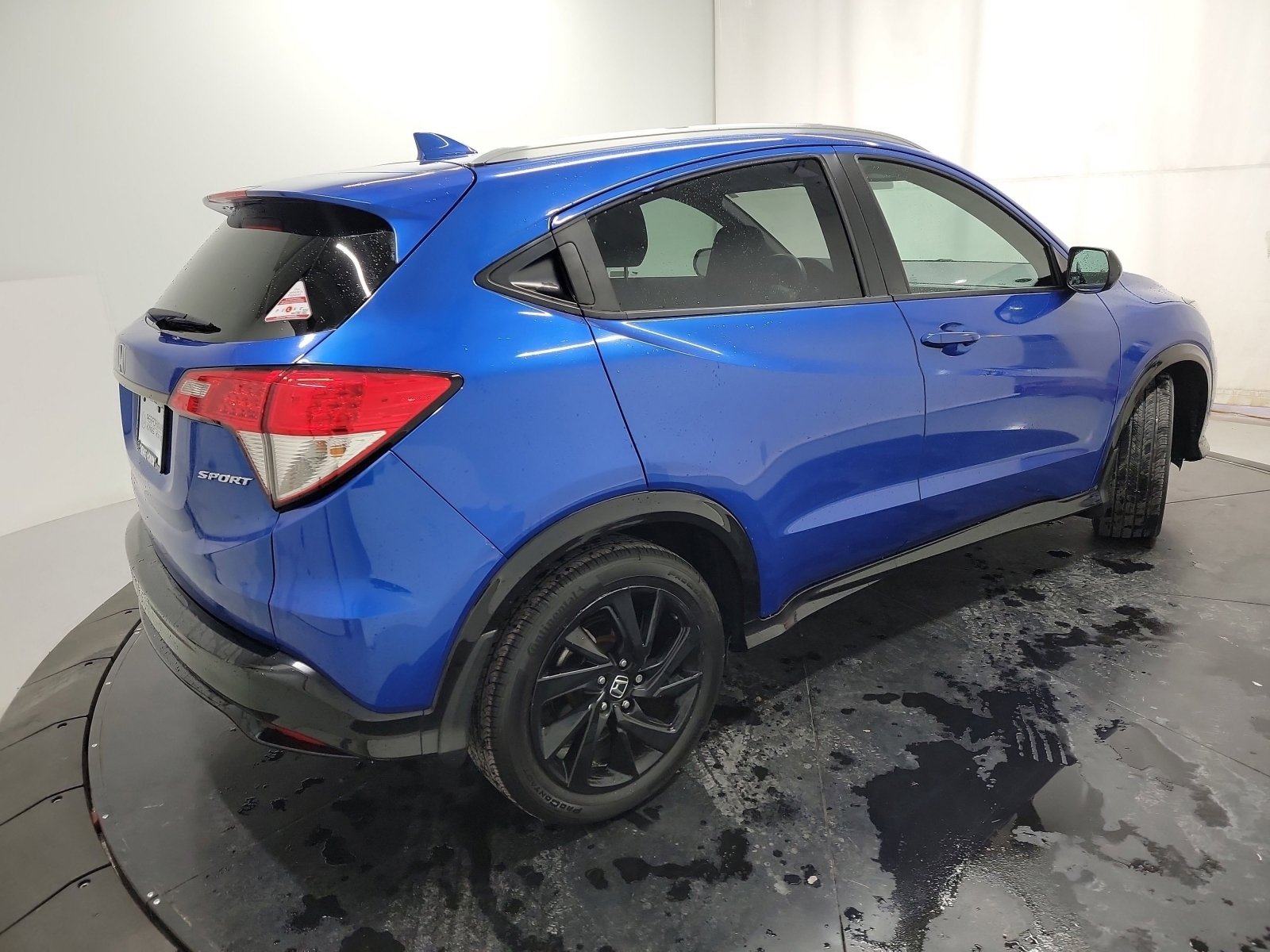 Certified 2021 Honda HR-V Sport image 9
