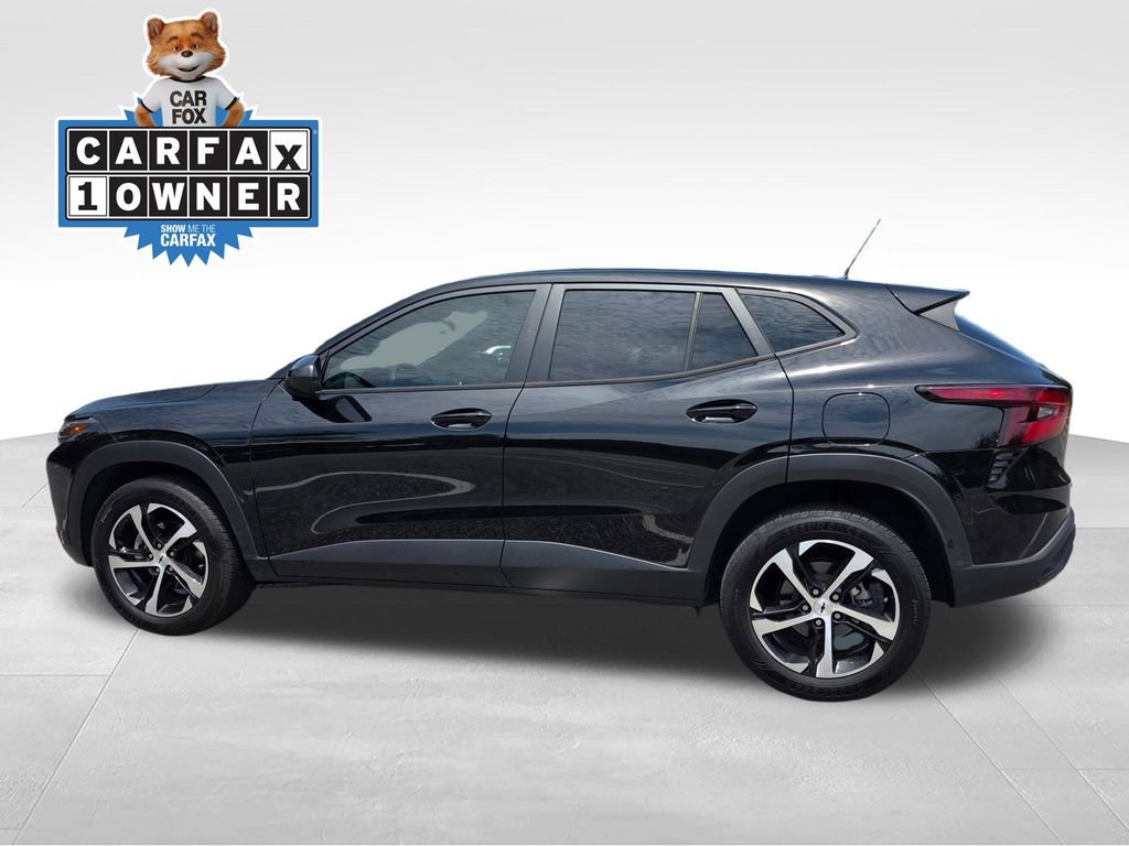 Used 2024 Chevrolet Trax RS FWD image 4