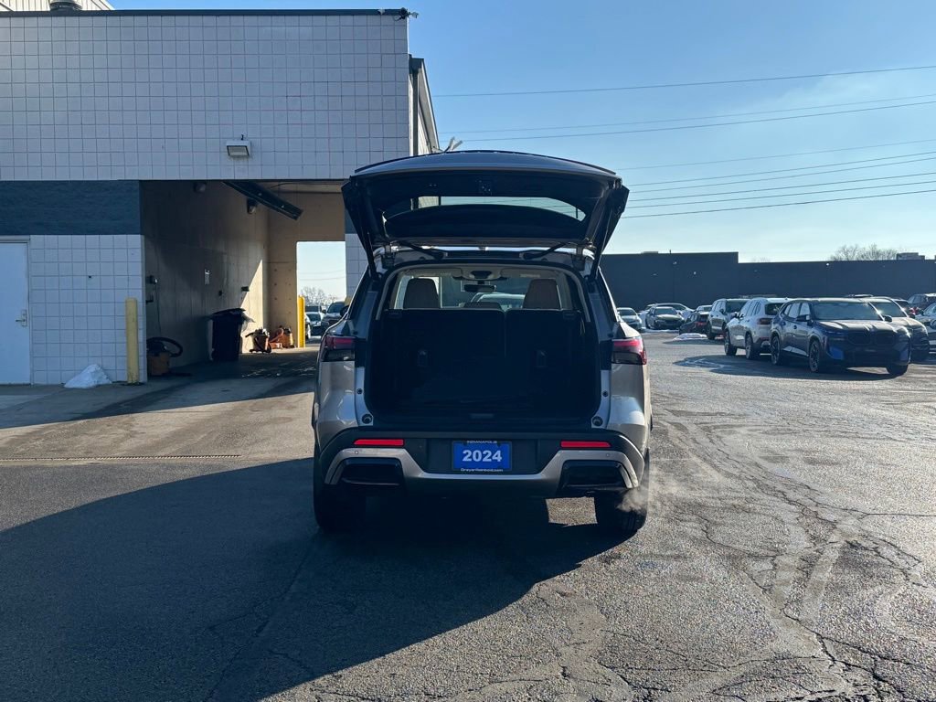 Used 2024 INFINITI QX60 Luxe image 6