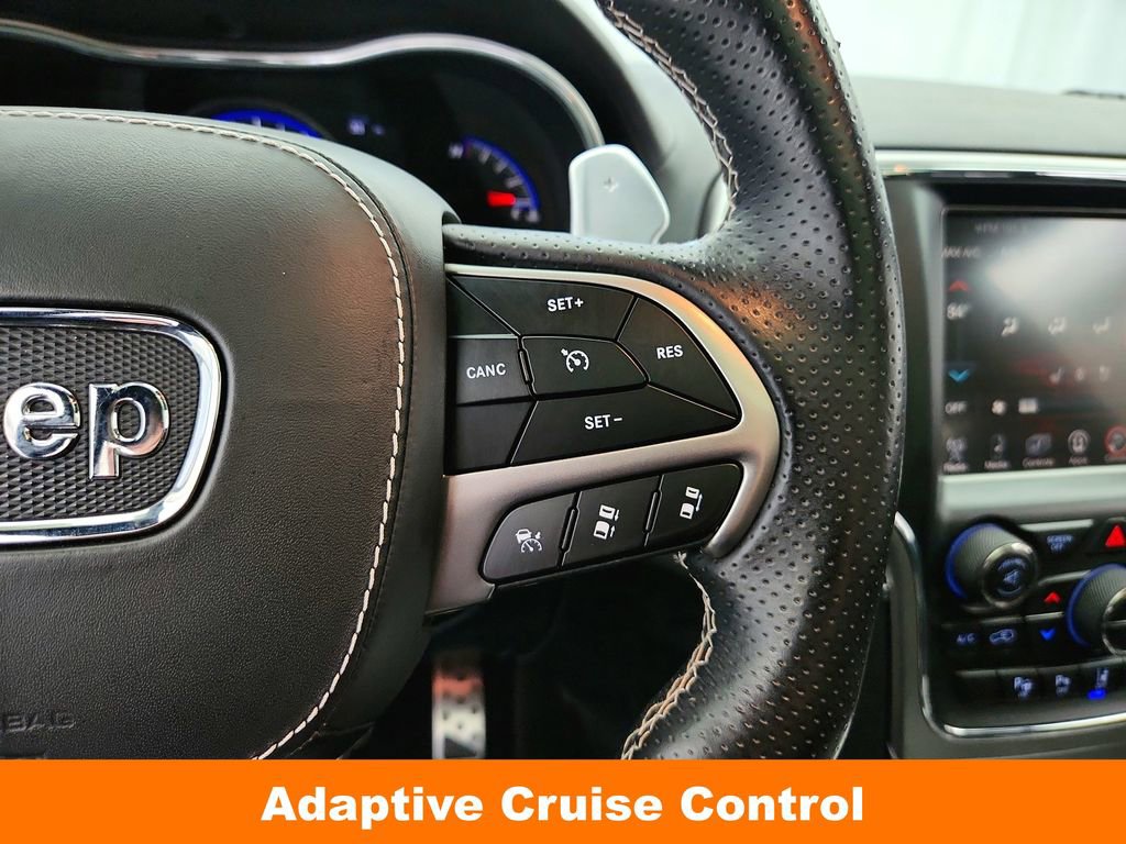 Used 2017 Jeep Grand Cherokee SRT AWD/4WD image 27