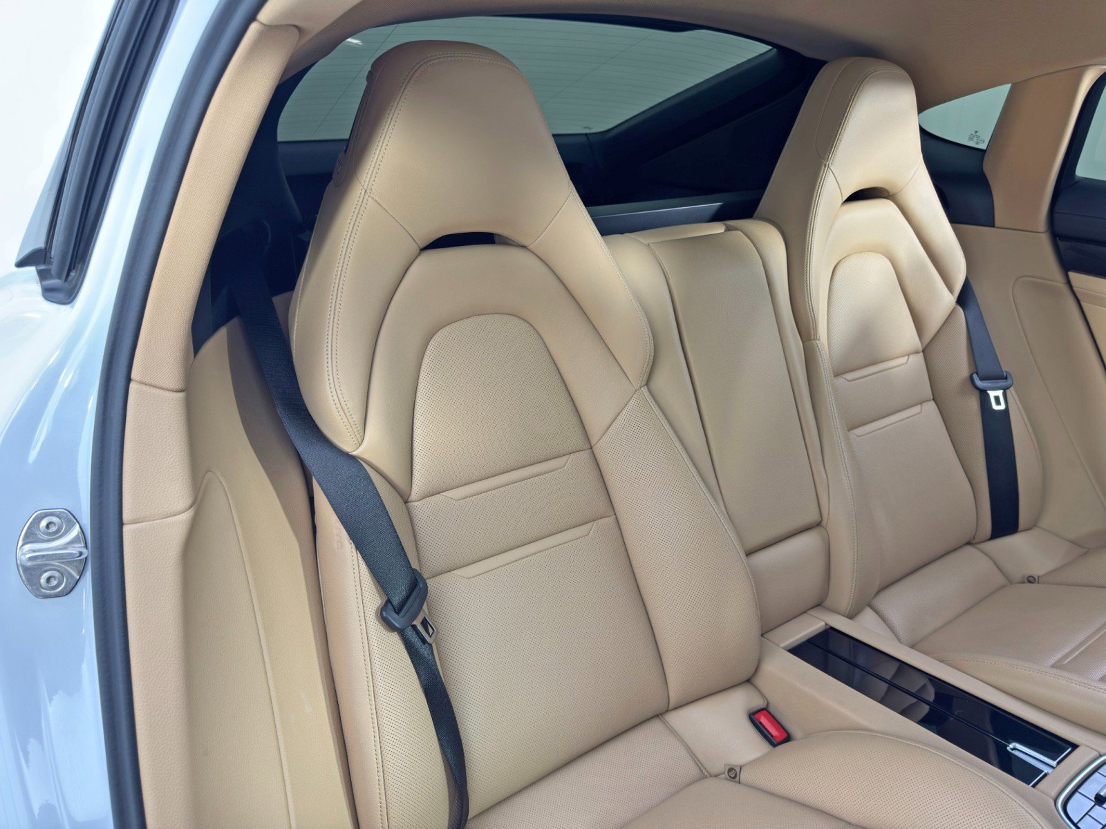 Used 2023 Porsche Panamera 4 image 41