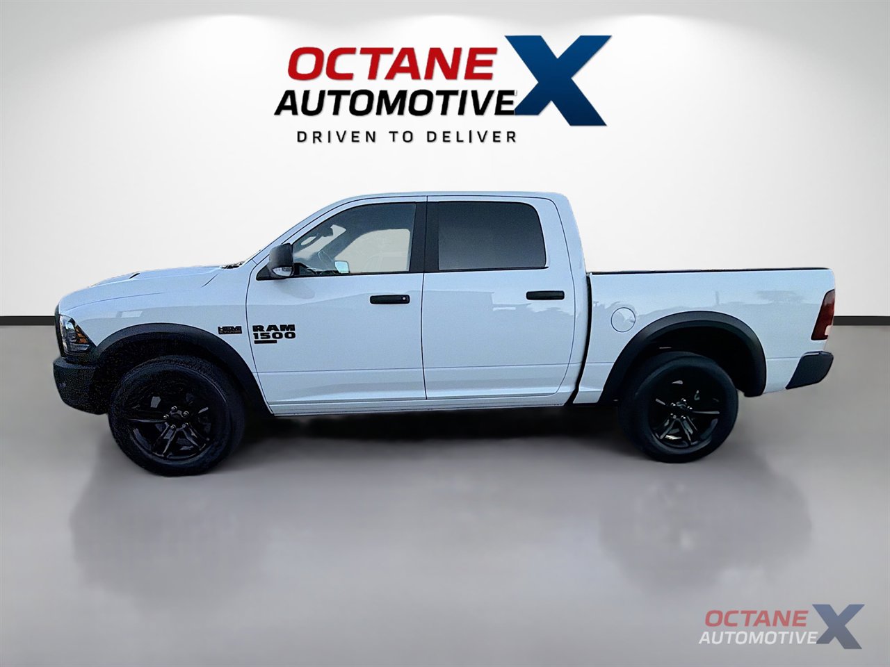 Used 2023 RAM 1500 Classic Warlock image 4