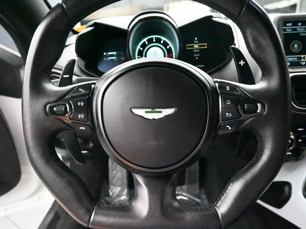 Used 2019 Aston Martin V8 Vantage Coupe image 24