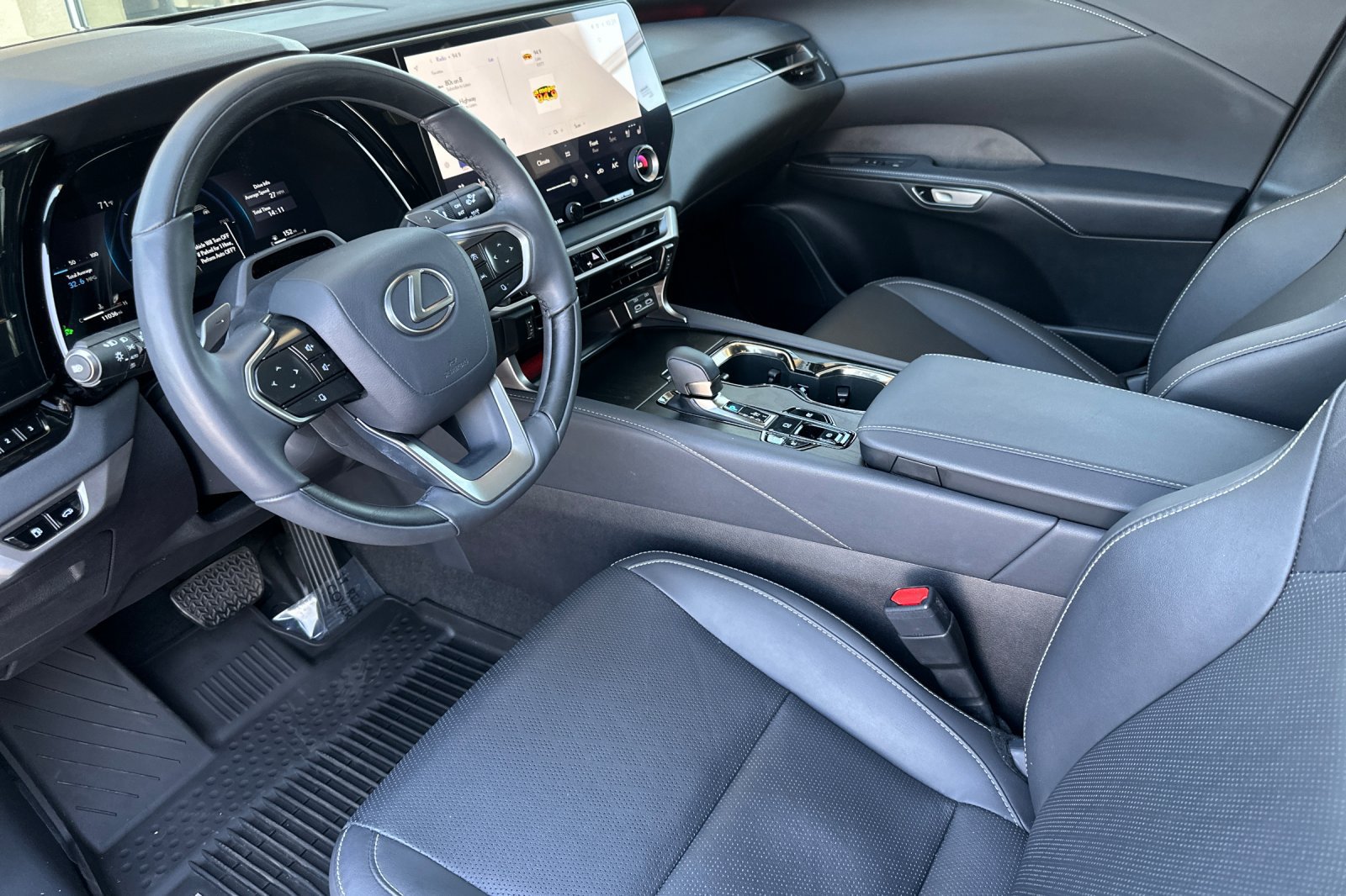 Certified 2025 Lexus RX 350 w/ Convenience Package AWD/4WD image 11