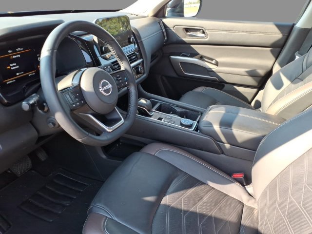 Certified 2024 Nissan Pathfinder Platinum AWD/4WD image 20