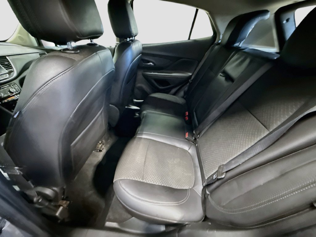 Used 2020 Buick Encore Preferred FWD image 23