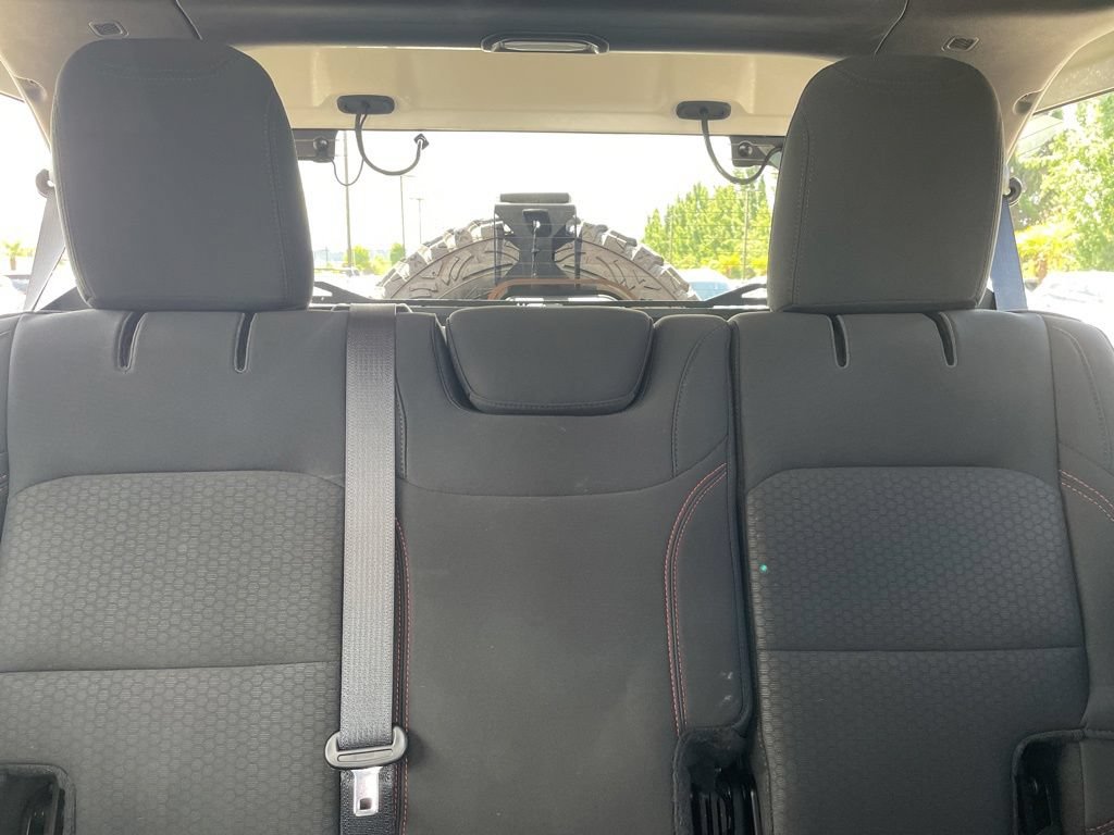 Used 2019 Jeep Wrangler Unlimited Rubicon AWD/4WD image 17