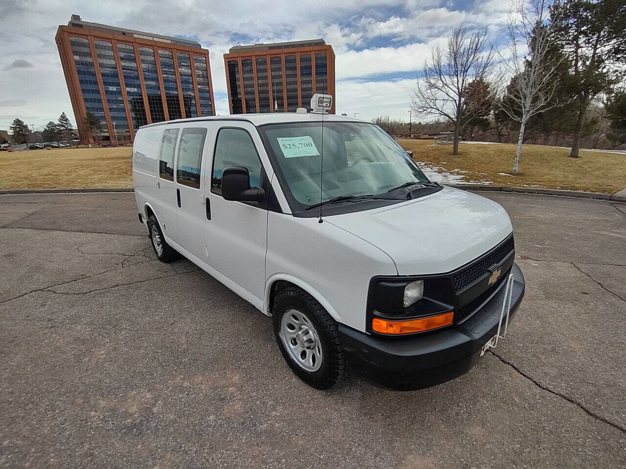 Used 2013 Chevrolet Express 1500 AWD image 2