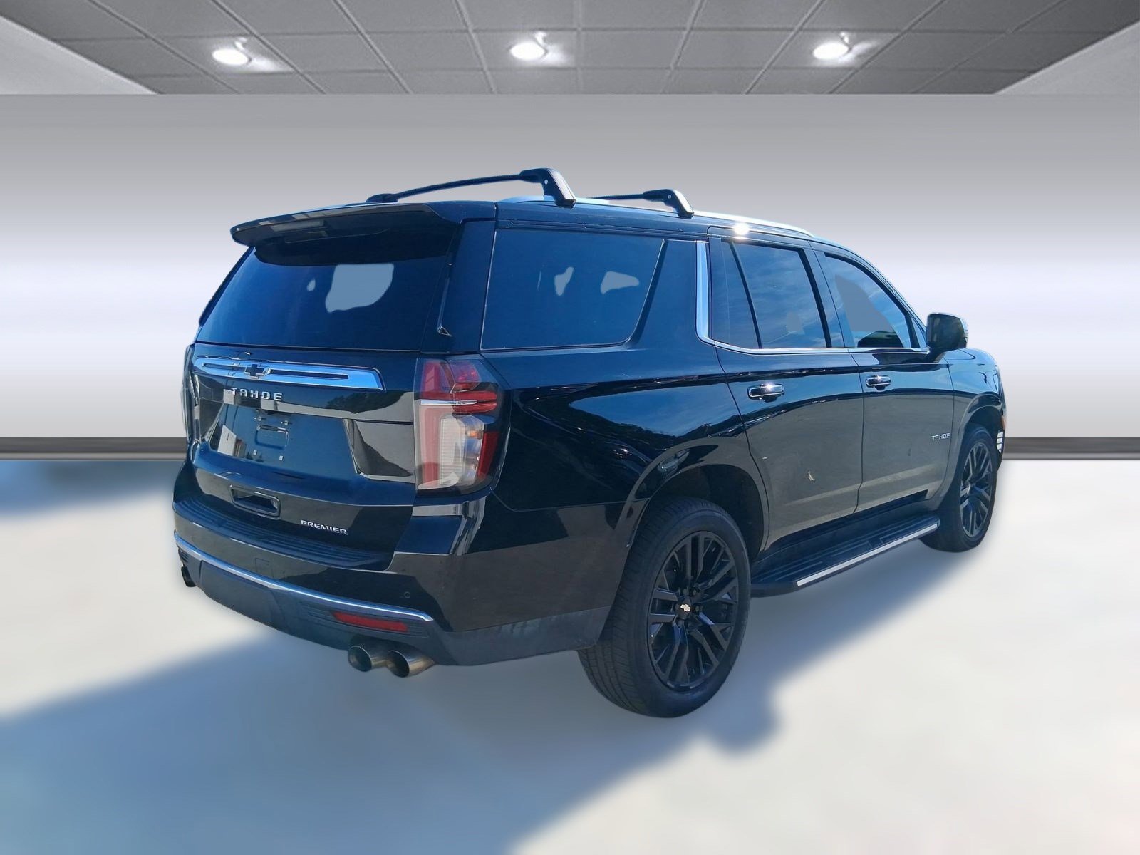 Used 2021 Chevrolet Tahoe Premier w/ Premium Package image 8