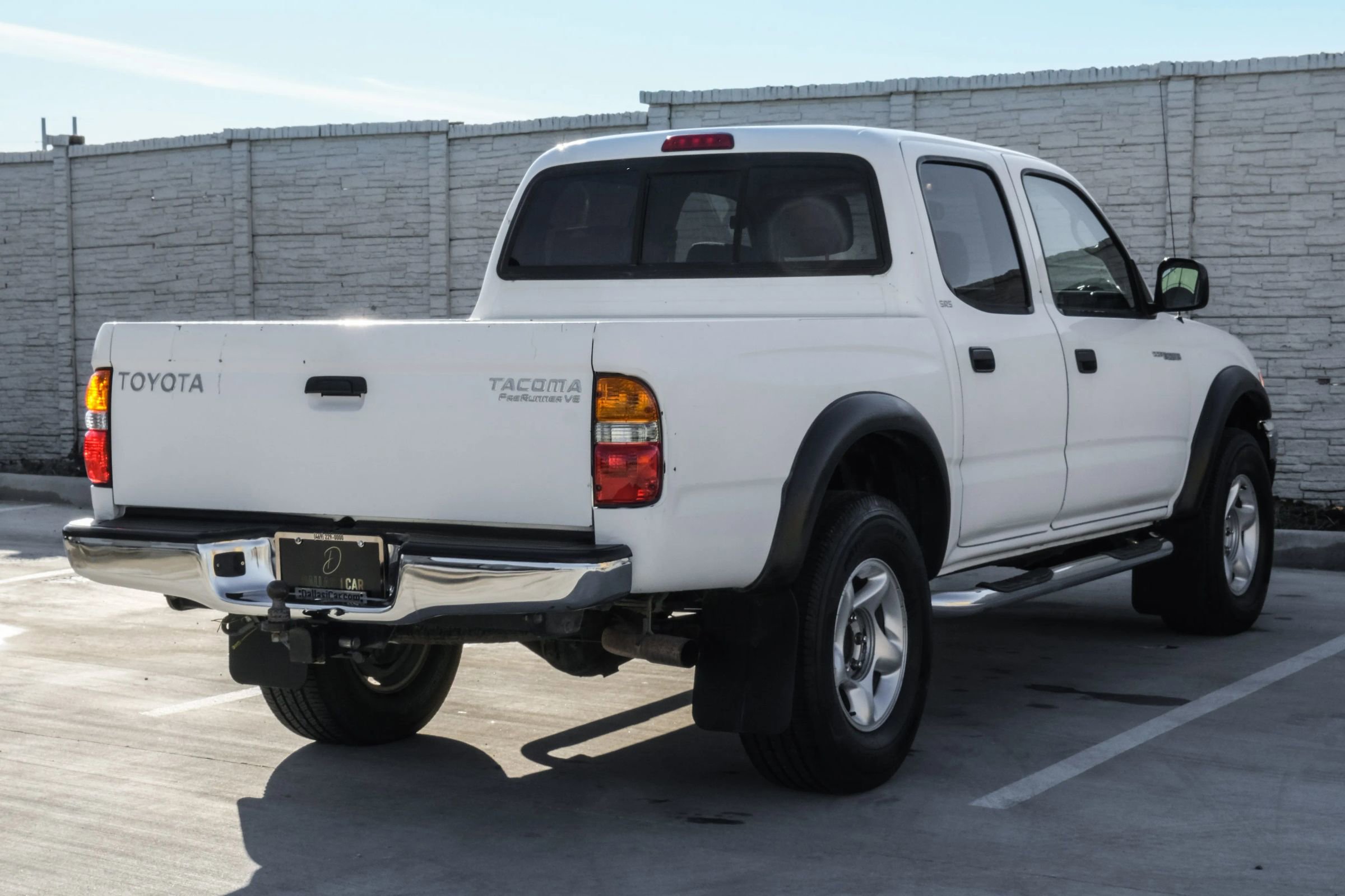 Used 2004 Toyota Tacoma PreRunner RWD image 8