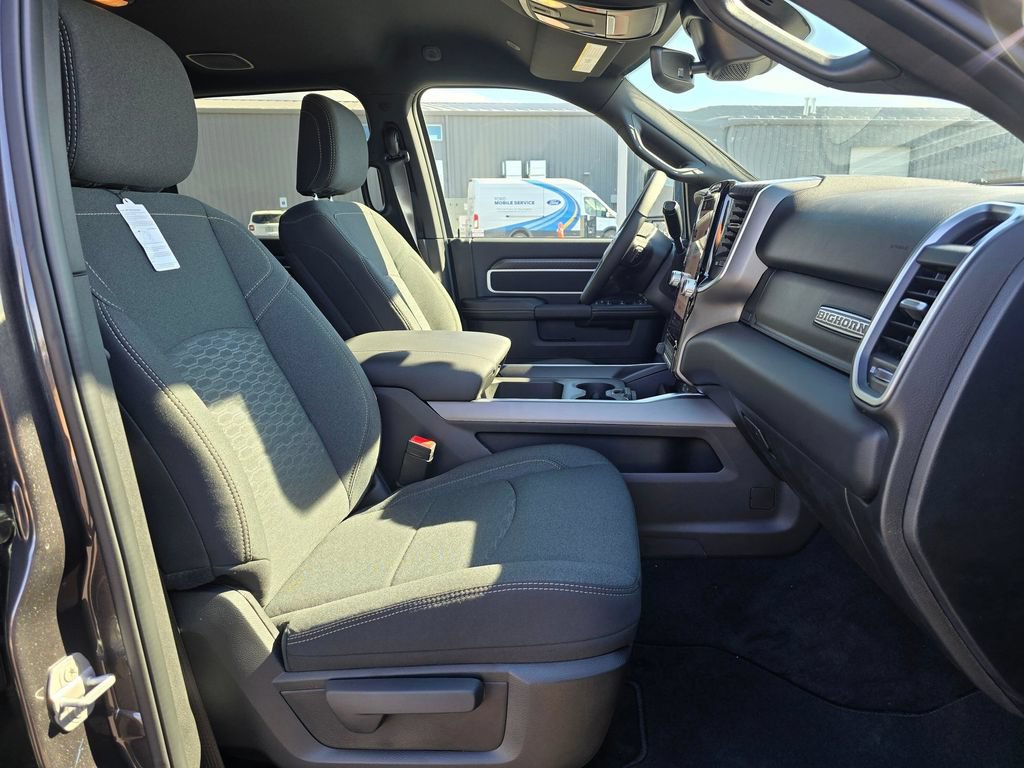 New 2026 RAM 3500 Big Horn AWD/4WD image 14