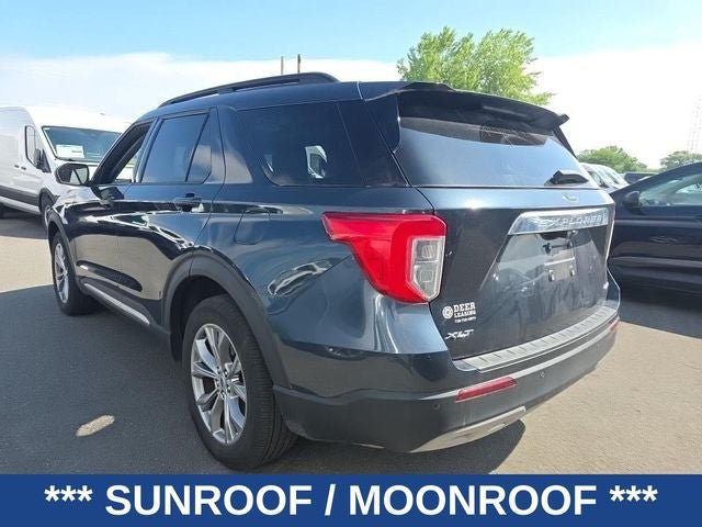Used 2022 Ford Explorer XLT w/ Equipment Group 202A AWD/4WD image 3