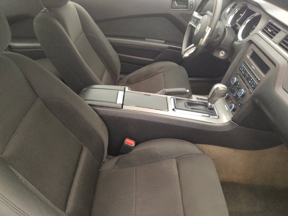 Used 2014 Ford Mustang Coupe w/ Equipment Group 102A RWD image 21