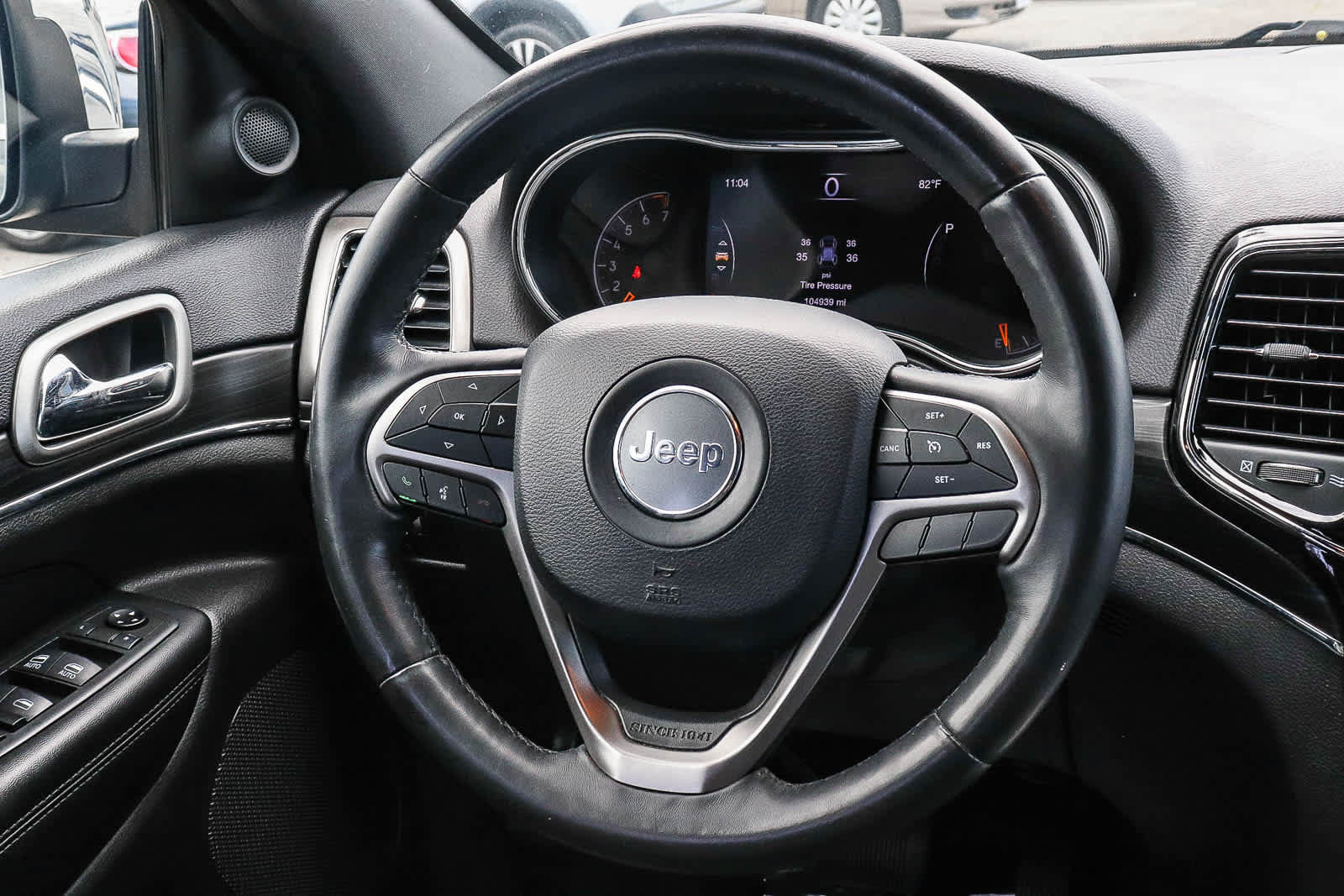 Used 2019 Jeep Grand Cherokee Limited RWD image 21