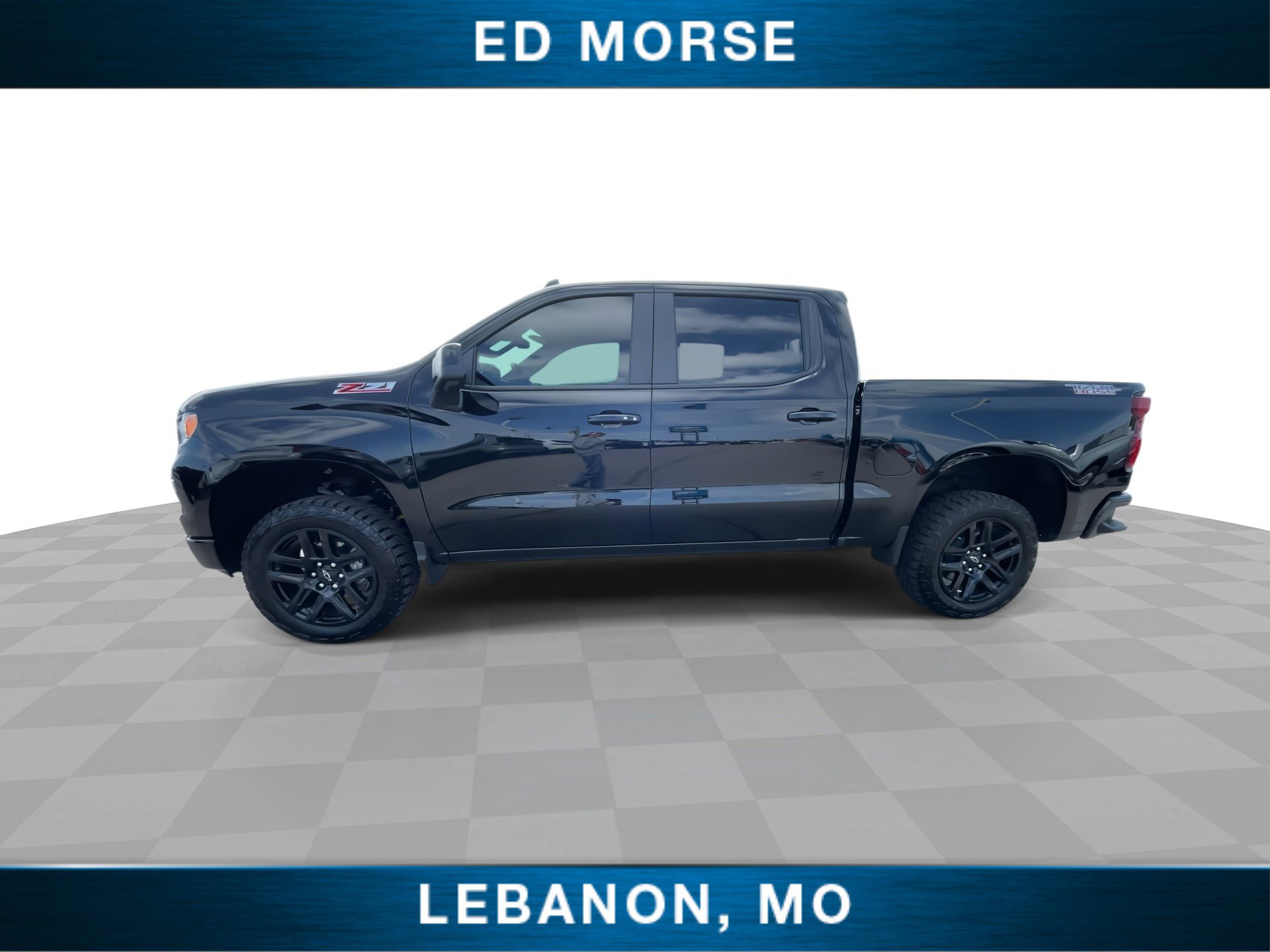 Used 2026 Chevrolet Silverado 1500 LT Trail Boss w/ LT Trail Boss Premium Package AWD/4WD image 5