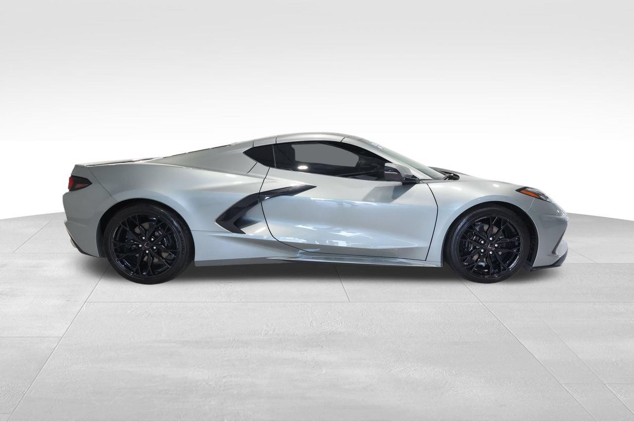 Used 2023 Chevrolet Corvette Stingray Coupe w/ 1LT RWD image 5
