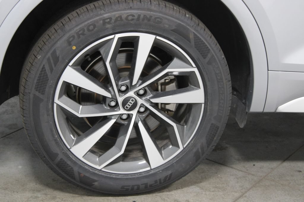 Used 2024 Audi Q5 2.0T Premium Plus AWD/4WD image 13