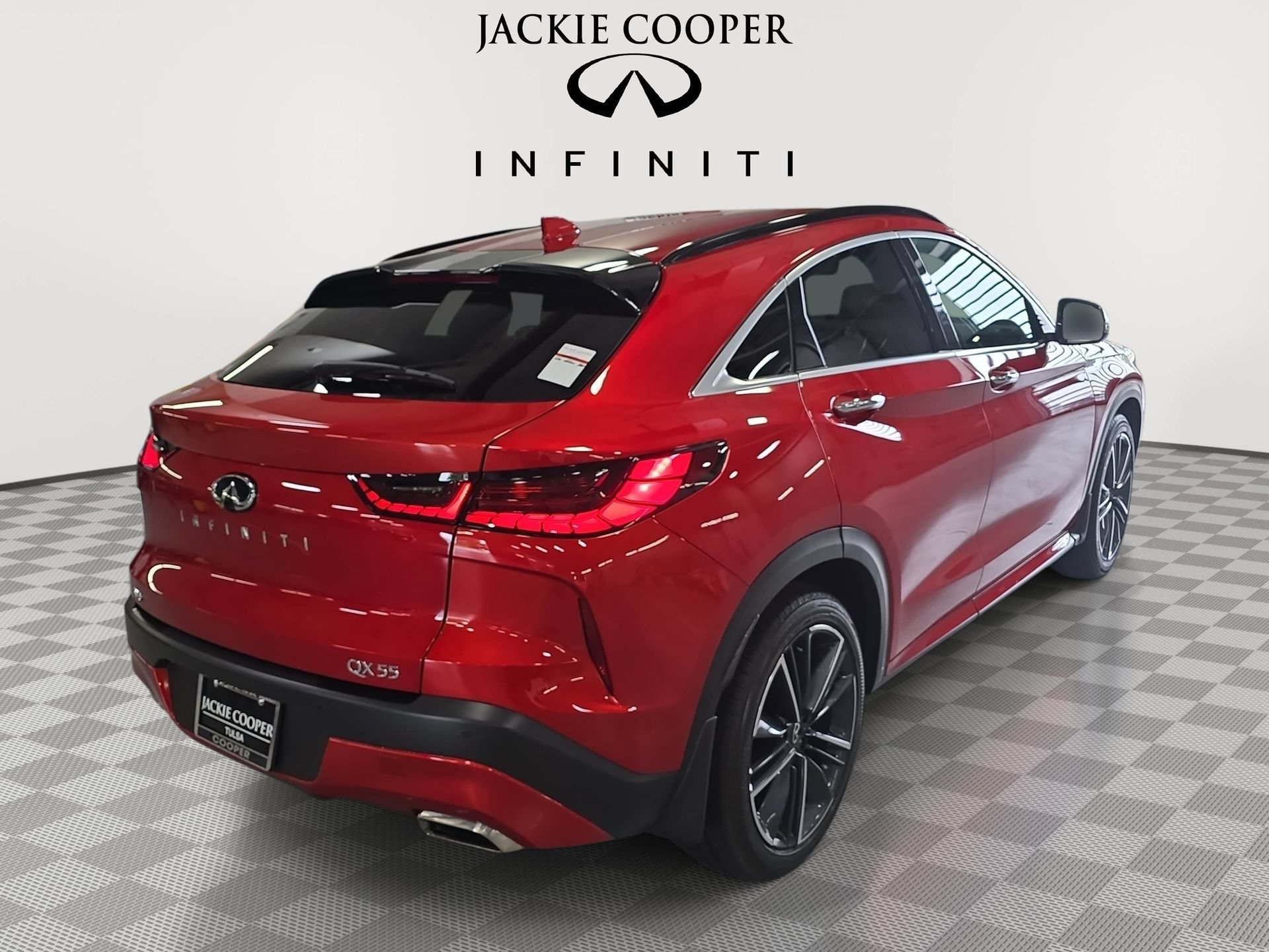 Used 2025 INFINITI QX55 Essential AWD/4WD image 5