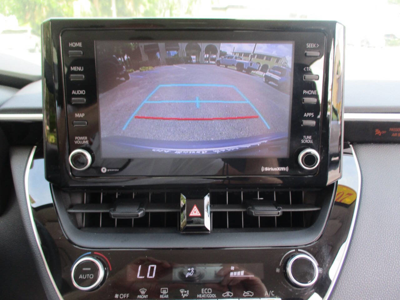 Used 2022 Toyota Corolla LE FWD image 17