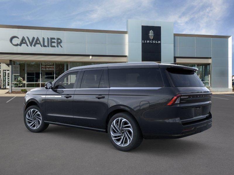 New 2026 Lincoln Navigator L Reserve AWD/4WD image 4