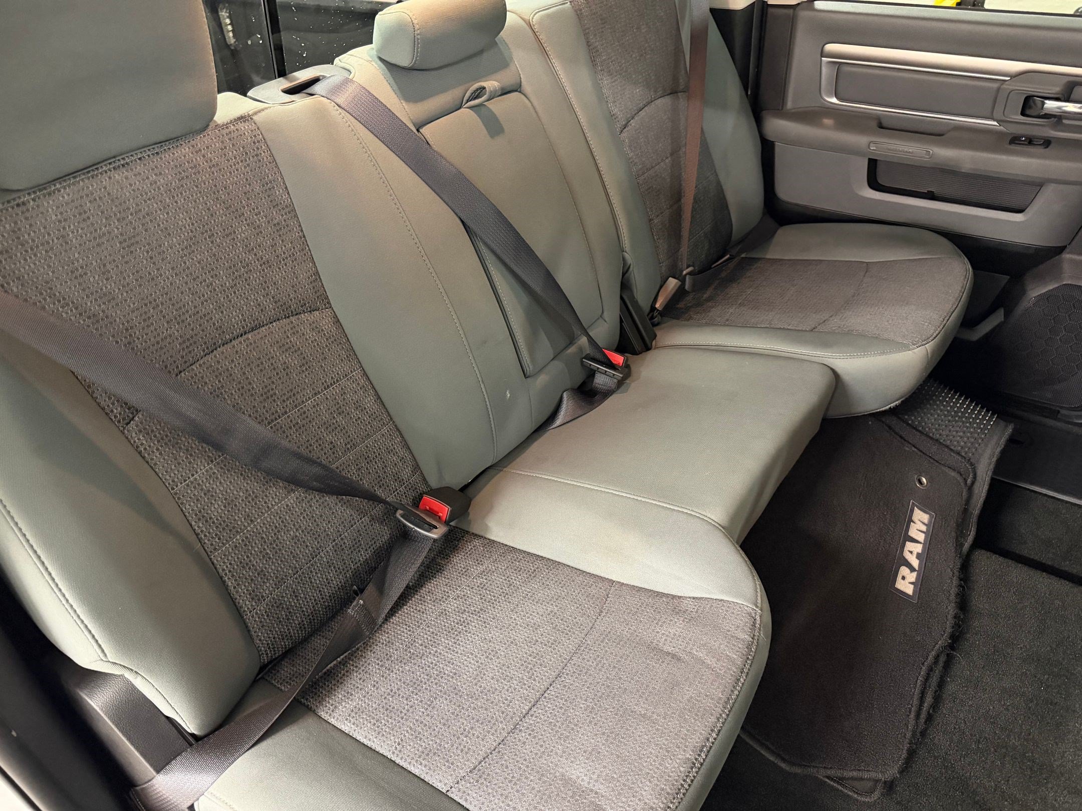 Used 2016 RAM 1500 Big Horn RWD image 39