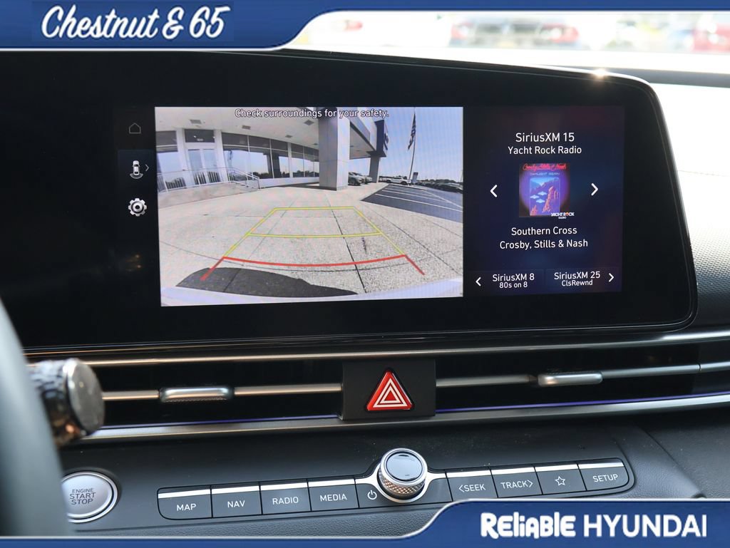 Used 2025 Hyundai Elantra Limited FWD image 35