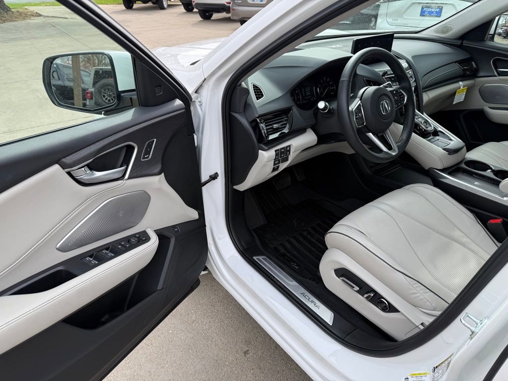 Certified 2025 Acura RDX SH-AWD w/ Advance Package image 13