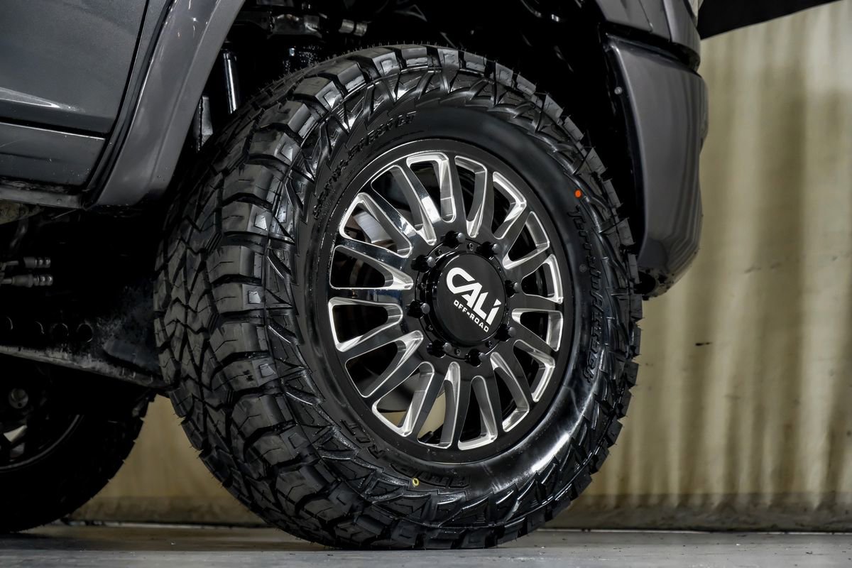 Used 2024 RAM 3500 Tradesman w/ Chrome Appearance Group image 53