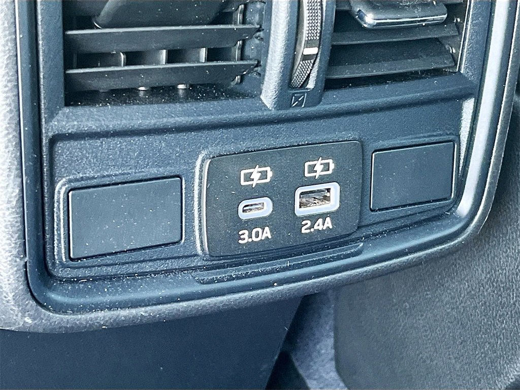 Used 2025 Subaru Forester Premium image 24