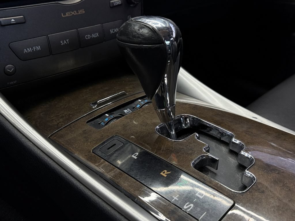 Used 2012 Lexus IS 250 RWD image 20