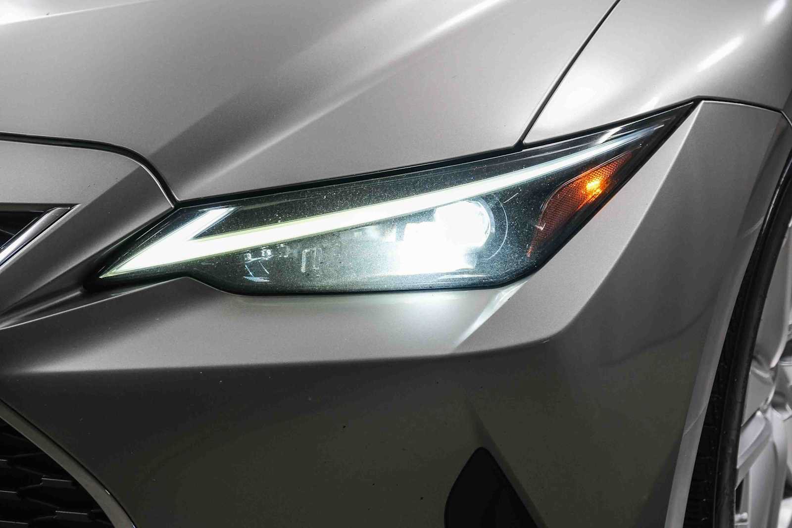 Used 2021 Lexus IS 300 w/ Accessory Package RWD image 12