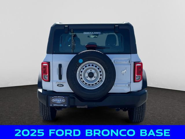 New 2025 Ford Bronco 4-Door image 4