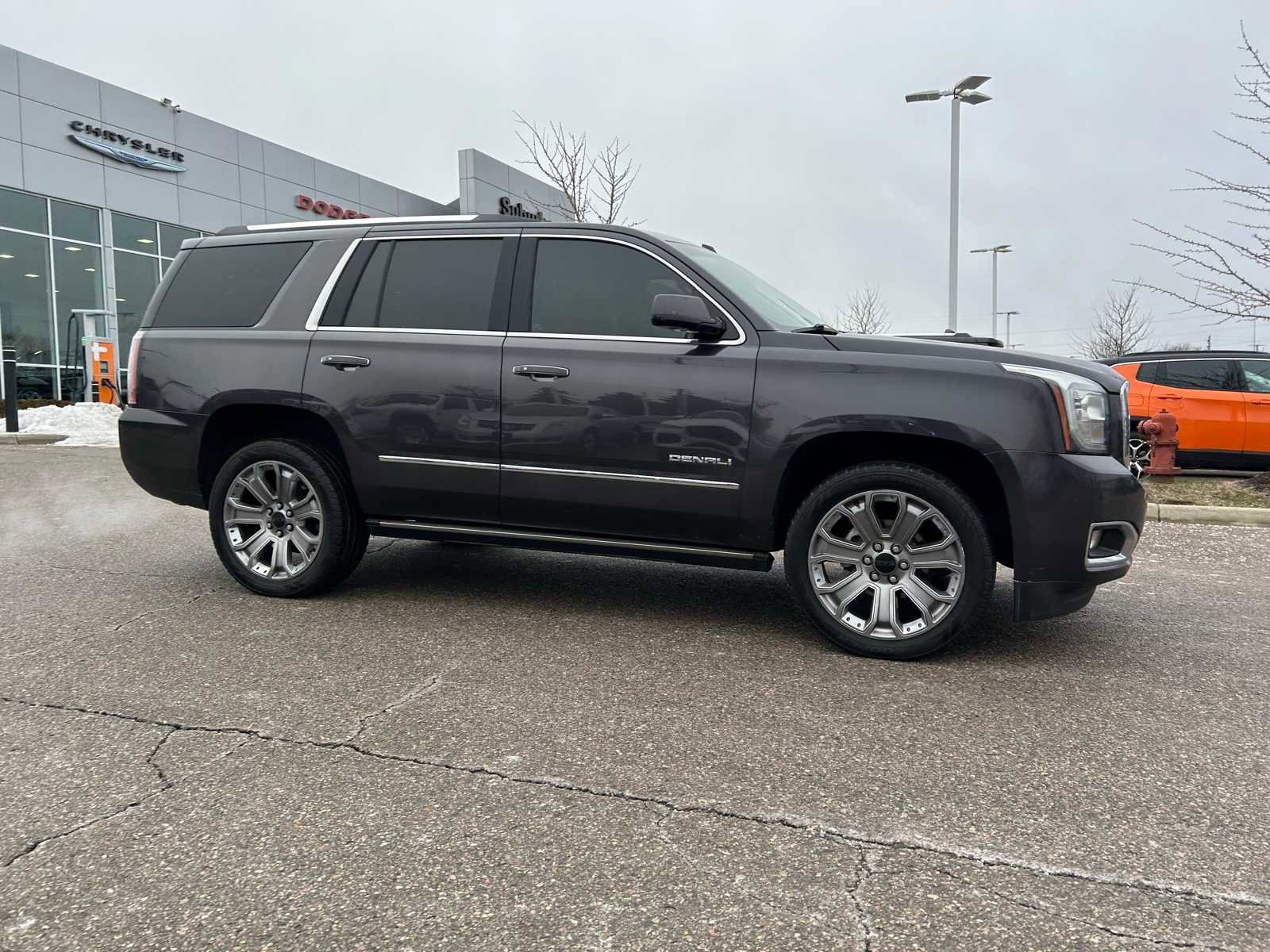 Used 2018 GMC Yukon Denali w/ Open Road Package image 11