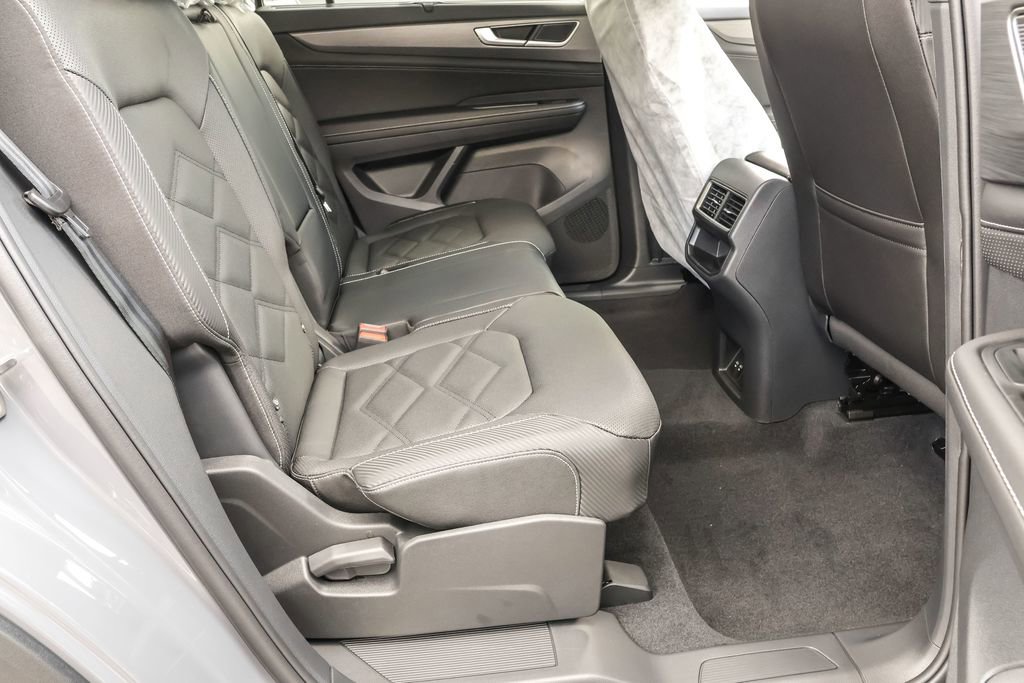 New 2026 Volkswagen Atlas Cross Sport SE AWD/4WD image 37