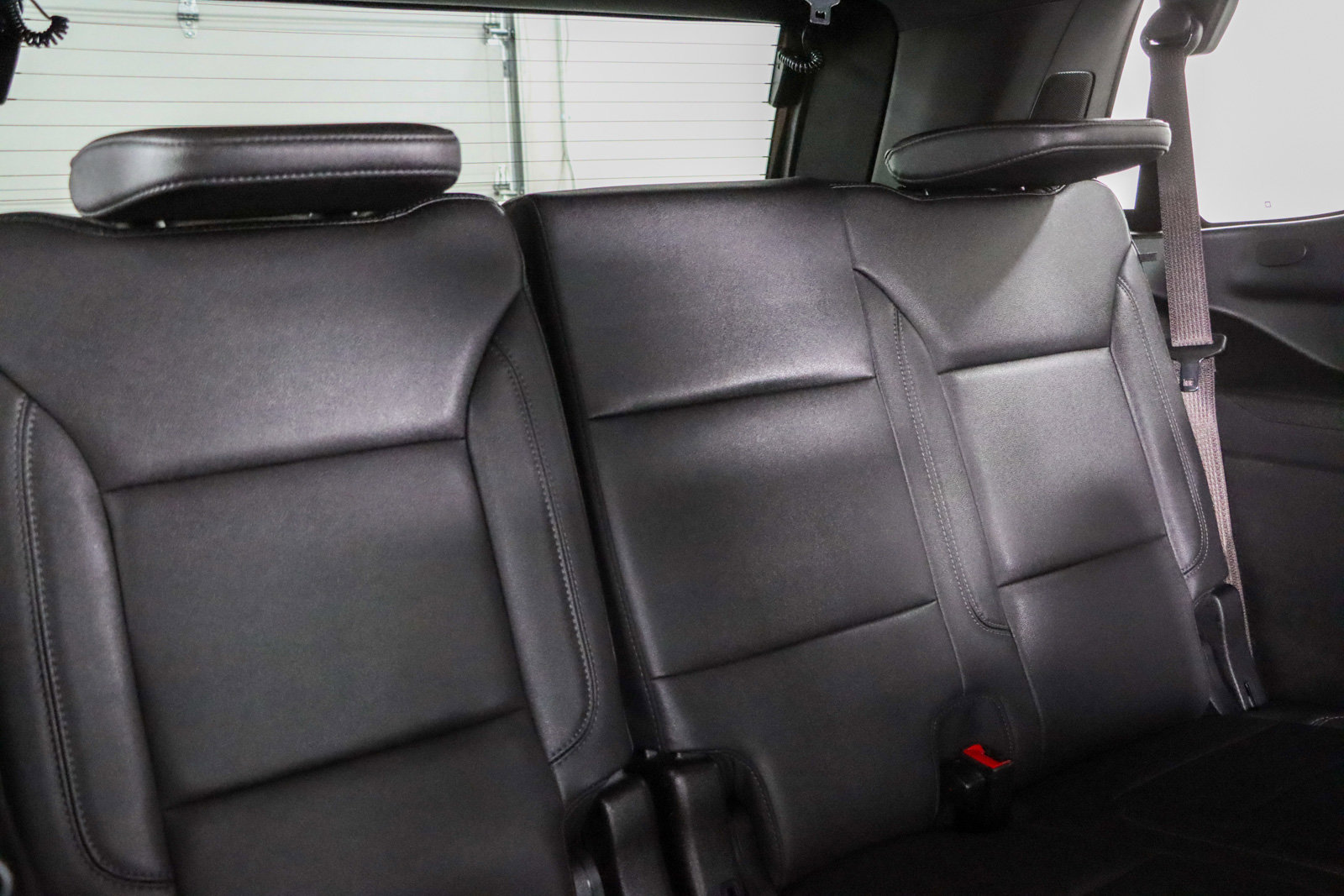 Used 2024 Chevrolet Tahoe Z71 w/ Luxury Package AWD/4WD image 34