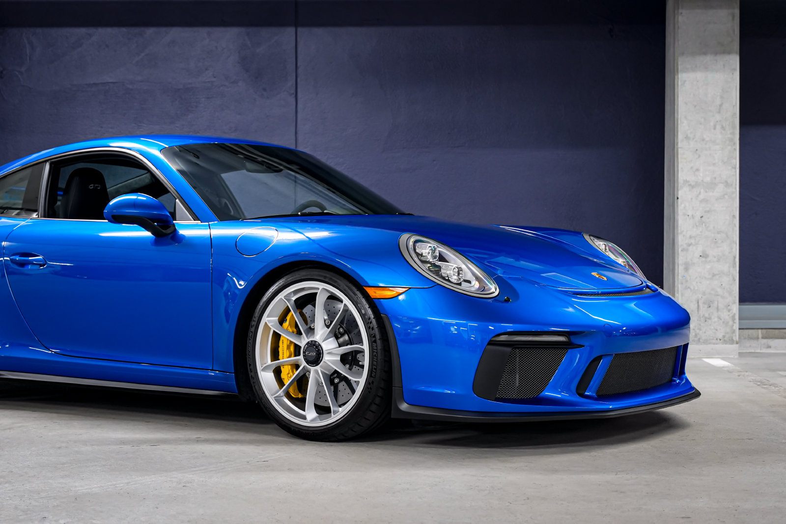 Used 2018 Porsche 911 GT3 RWD image 38