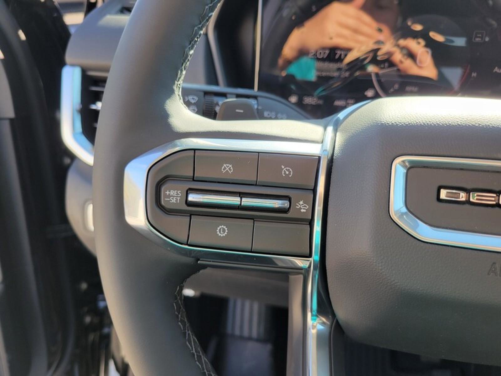 New 2026 GMC Terrain Denali w/ LPO, Floor Liner Package AWD/4WD image 19