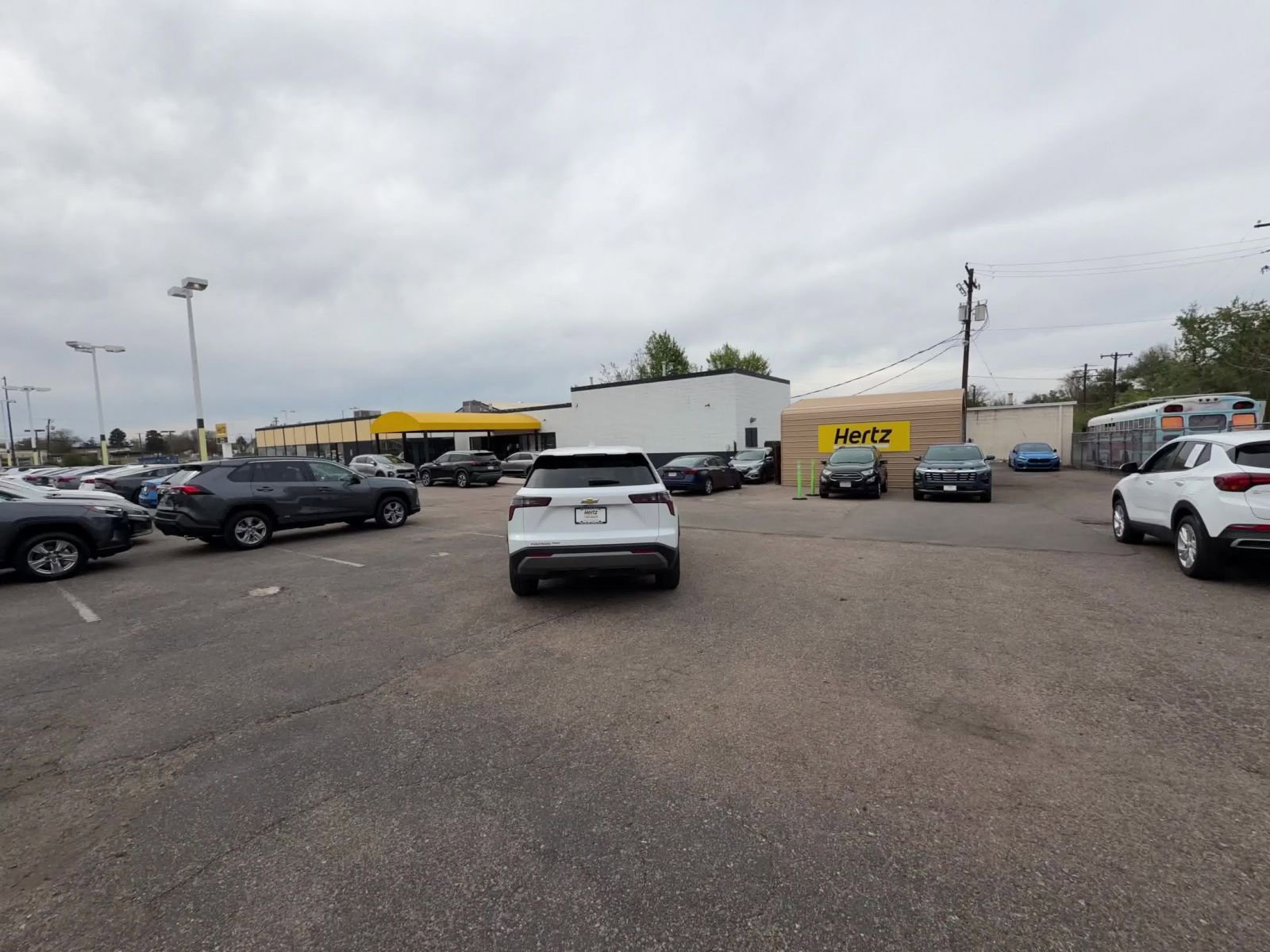 Used 2025 Chevrolet Equinox LT AWD/4WD image 16