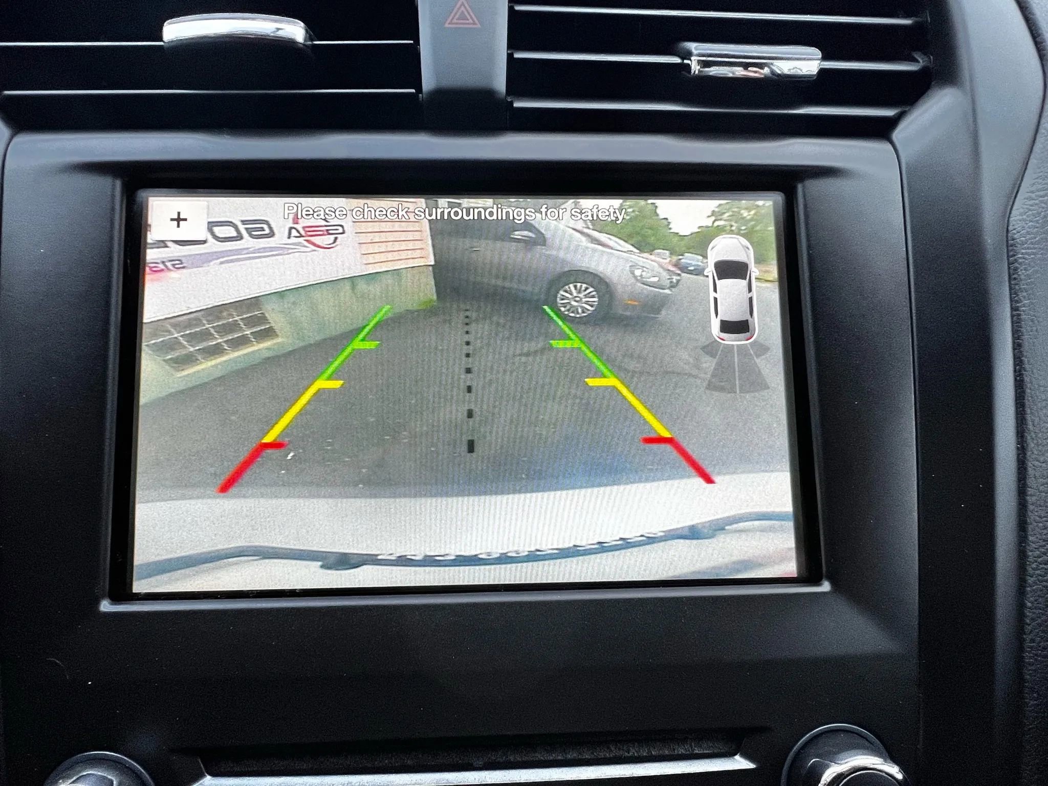 Used 2018 Ford Fusion SE w/ Equipment Group 201A image 42