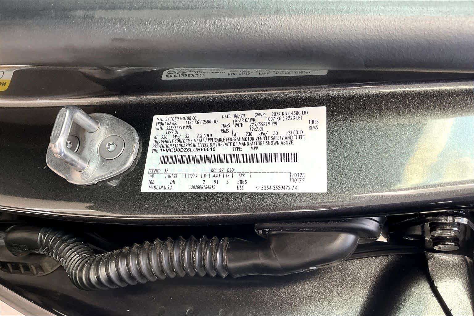 Used 2020 Ford Escape Titanium FWD image 36