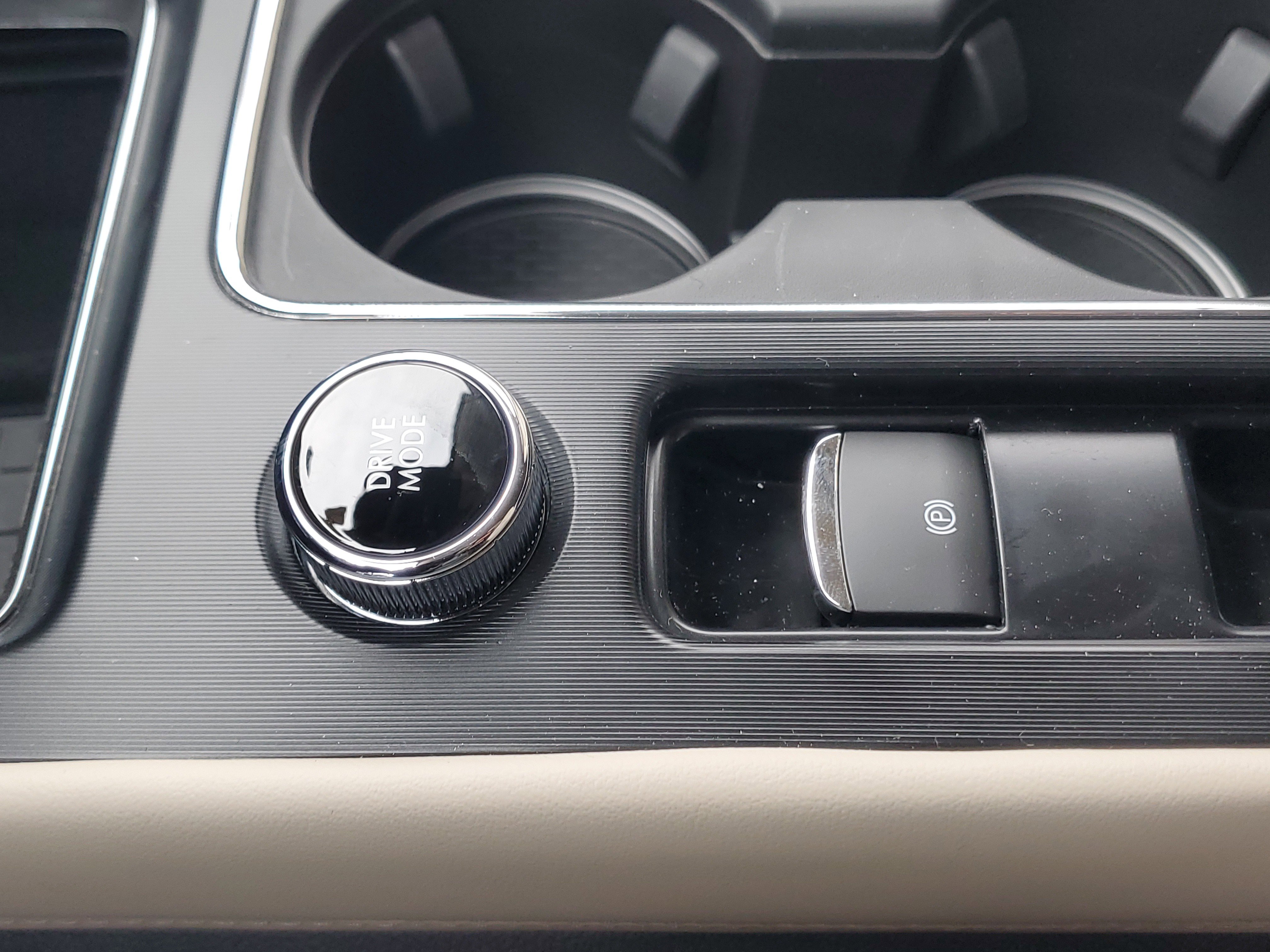 New 2025 Lincoln Corsair Reserve w/ Jet Appearance Package image 23