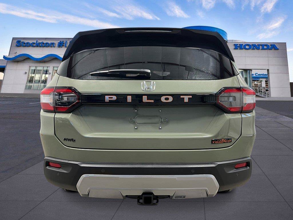 New 2026 Honda Pilot TrailSport image 4
