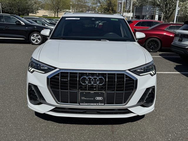 Certified 2023 Audi Q3 2.0T Premium w/ Convenience Package AWD/4WD image 2