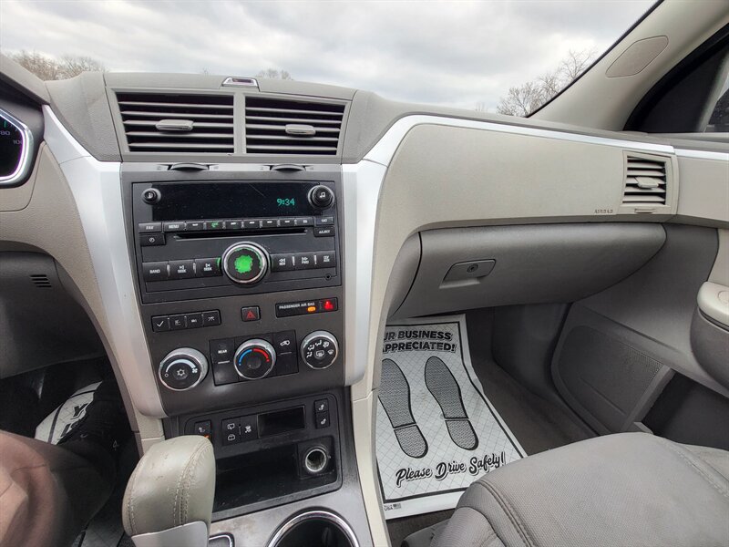 Used 2012 Chevrolet Traverse LT FWD image 19