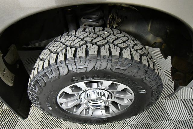 Used 2022 Ford F250 Lariat w/ Lariat Ultimate Package image 17