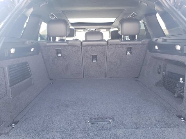 Used 2025 Land Rover Range Rover SE AWD/4WD image 9