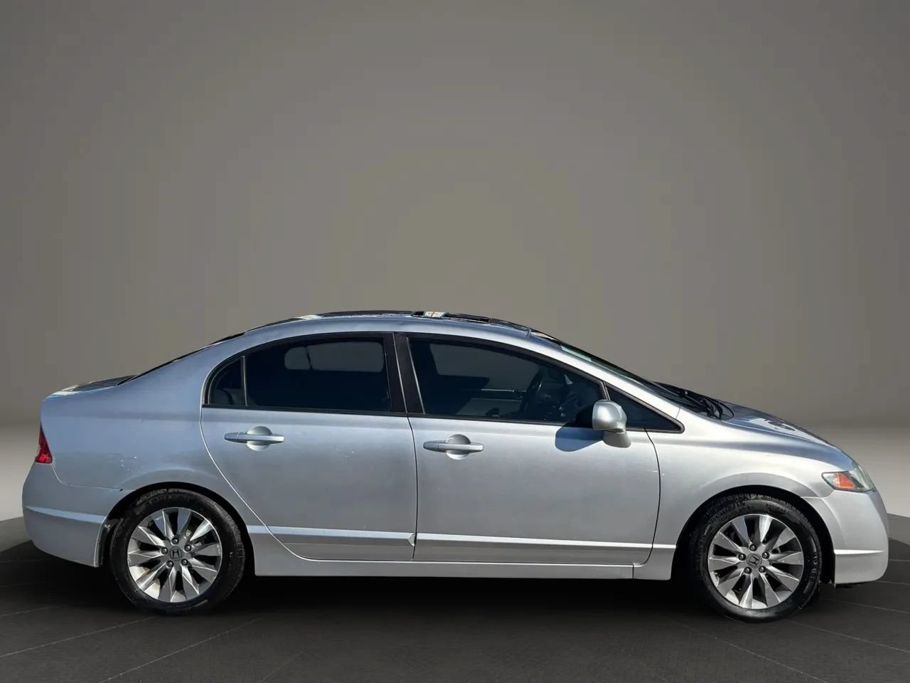 Used 2010 Honda Civic EX-L image 6