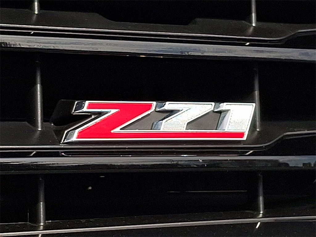 Used 2017 Chevrolet Silverado 1500 LT w/ All Star Edition image 29